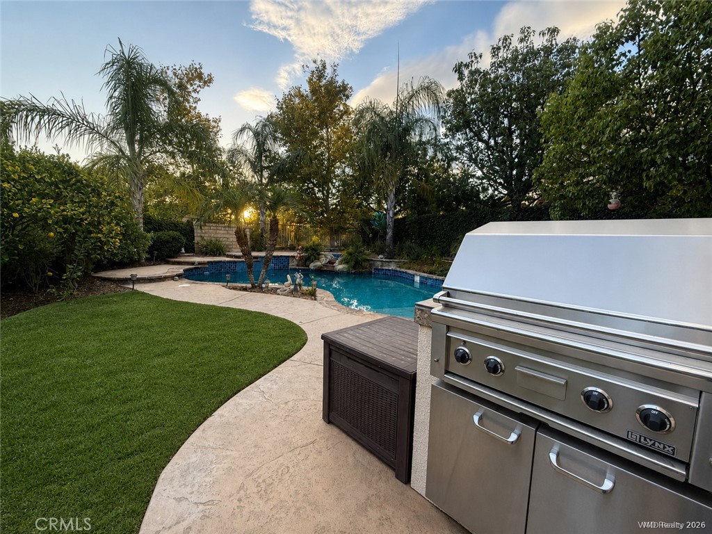 24139 Crescent Court