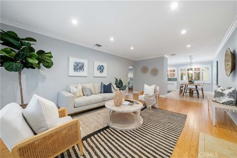 Photo of 923 17th St St #4, Santa Monica, CA 90403 (MLS # NP26067677)