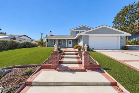 Photo of 269 Mountain Crest Road, Duarte, CA 91010 (MLS # CV26219744)