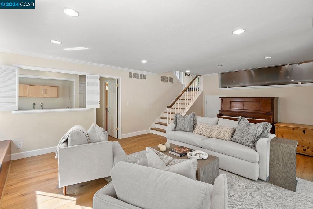 Not Listed - Residential