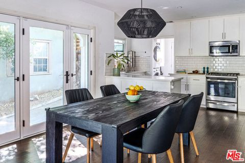 Photo of 4870 Stratford Road, Los Angeles, CA 90042 (MLS # 26668807)