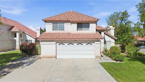 Photo of 44125 Hunter Court Ct, Lancaster, CA 93536 (MLS # CV26093685)