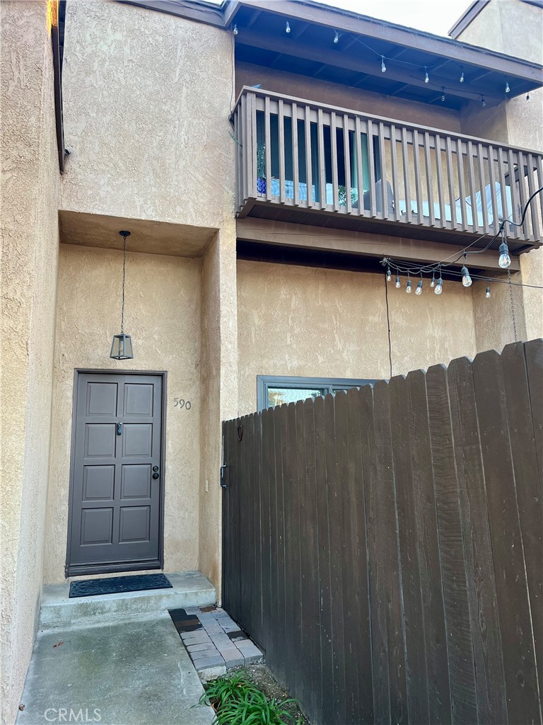 Costa Mesa Triangle (CTRI) - Residential Lease
