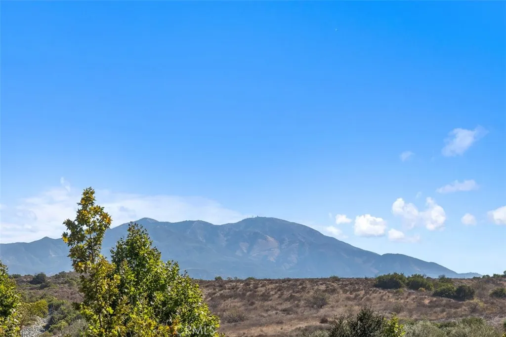 Irvine, California 92618, United States, 1 Bedroom Bedrooms, ,1 BathroomBathrooms,Residential,Active,207711