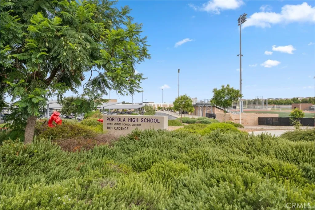 Irvine, California 92618, United States, 1 Bedroom Bedrooms, ,1 BathroomBathrooms,Residential,Active,207711