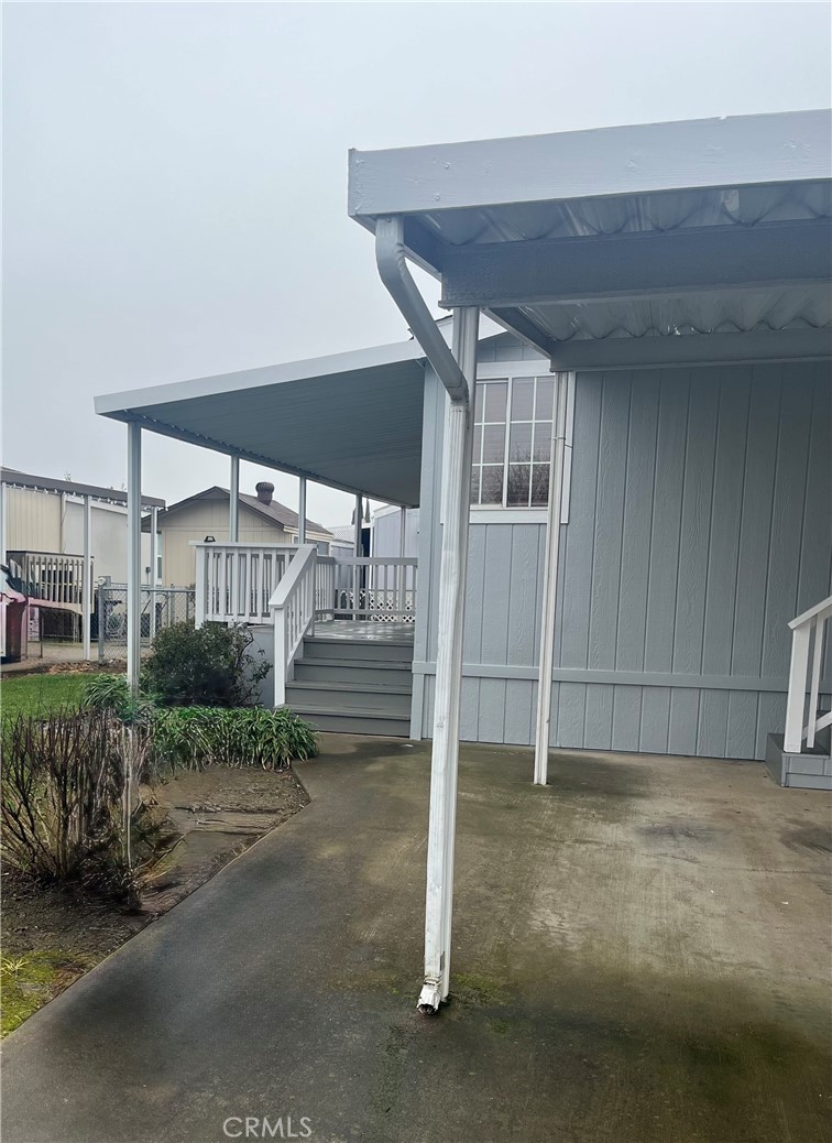 3120 136 Live Oak Boulevard