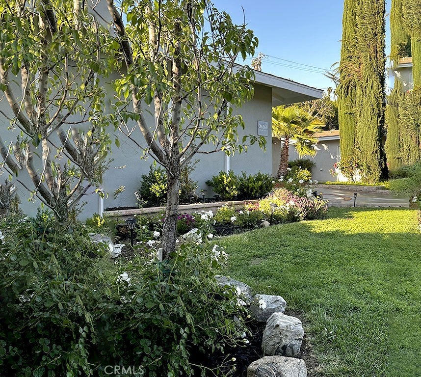 26261 Veva Way, Calabasas CA 91302