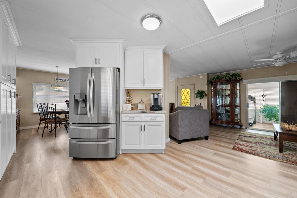 500 W Santa Maria Street 30