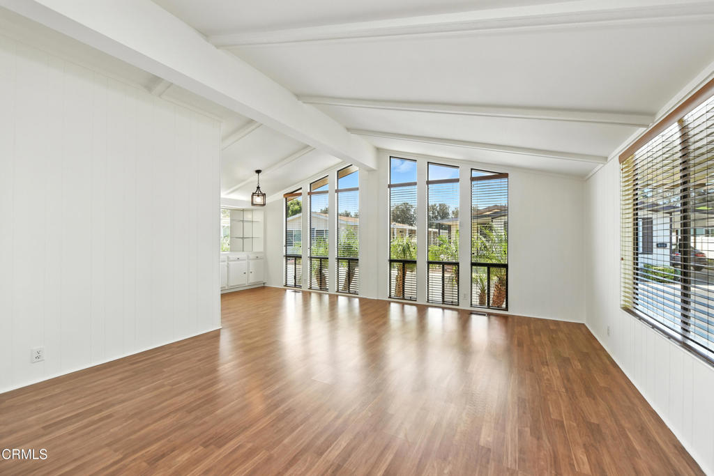 Patrician MHP - 0285 - Manufactured In Park