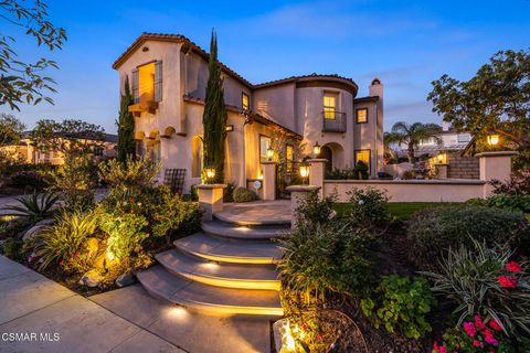 Photo of 13737 Elkton Court, Moorpark, CA 93021 (MLS # 226001049)