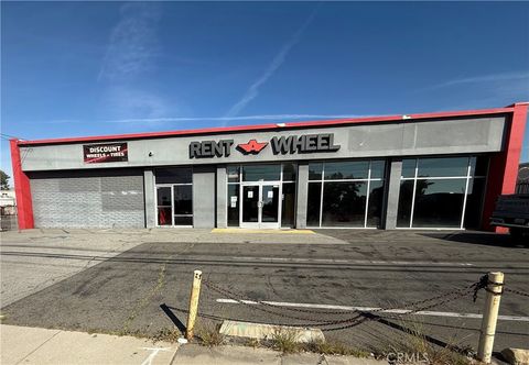 960 W Holt Ontario CA 91762