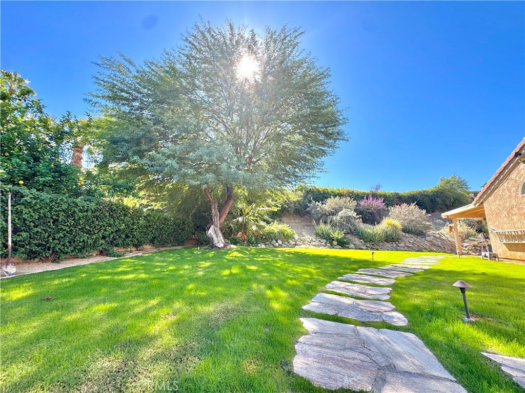 47295 Sand Sage Court