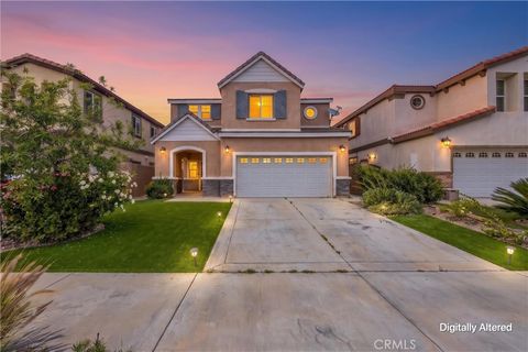 Photo of 956 W Tibbot ST, Rialto, CA 92377 (MLS # CV26106664)