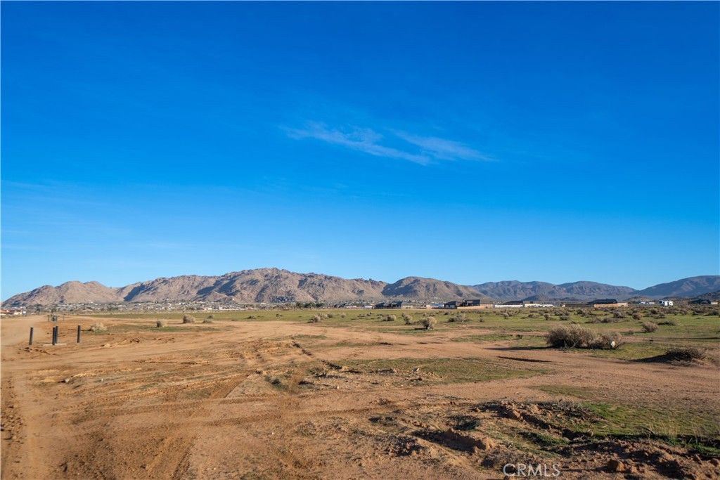 Photo of 0, Apple Valley, CA 92307 (MLS # HD25278856)