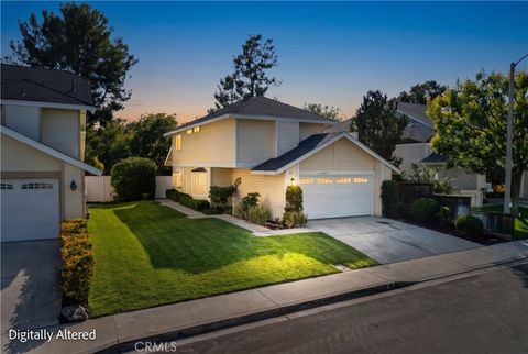 Photo of 43 Oxbow Creek LN, Laguna Hills, CA 92653 (MLS # CV26136837)