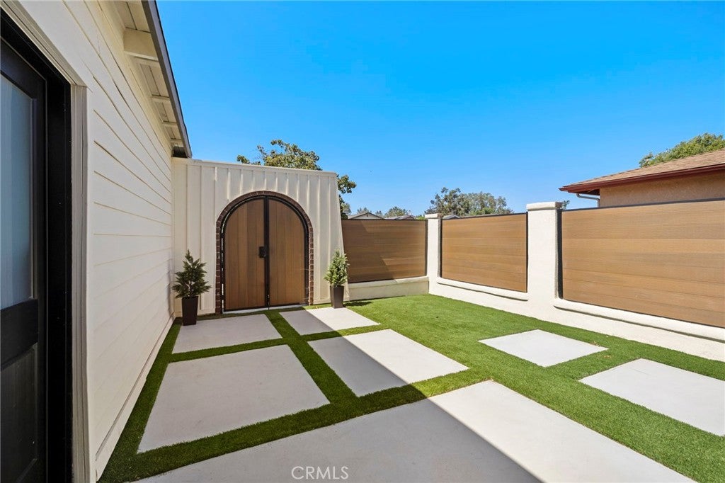 27002 El Retiro, Mission Viejo CA 92692 - Photo 31
