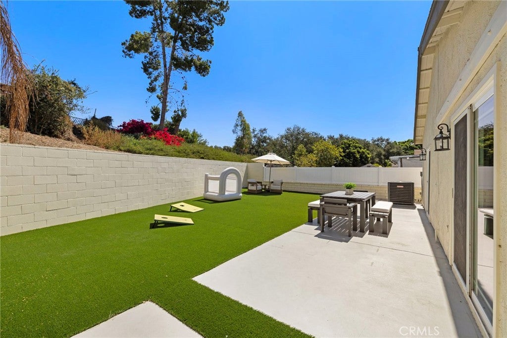 27002 El Retiro, Mission Viejo CA 92692 - Photo 35