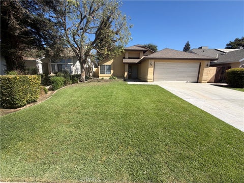 Photo of 6504 Quaking Aspen ST, Bakersfield, CA 93313 (MLS # SR26205190)