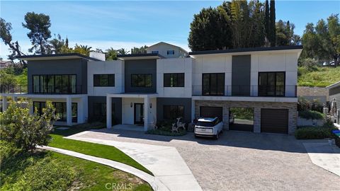 1911 Tumin Road La Habra Heights CA 90631