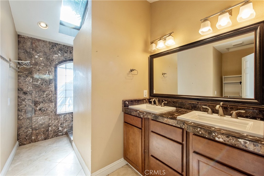 Tustin Village (TV) - Residential Lease