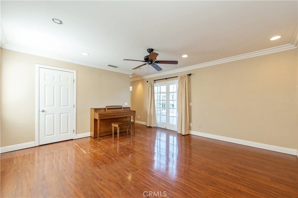 Tustin Village (TV) - Residential Lease