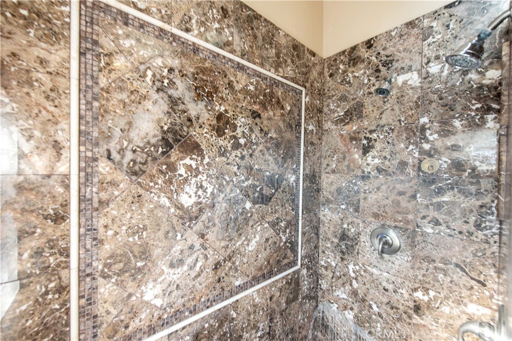 Tustin Village (TV) - Residential Lease