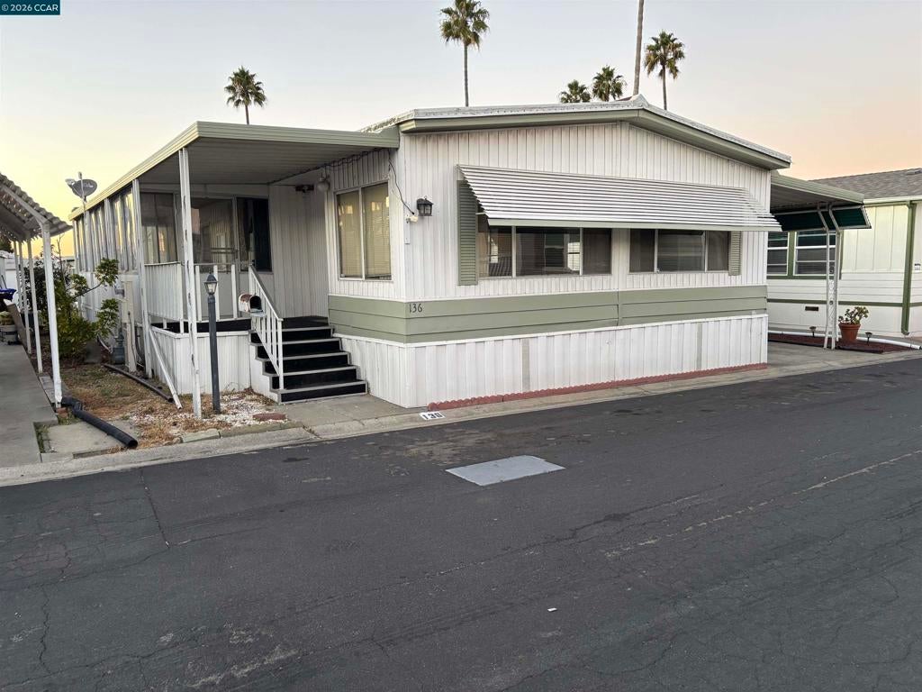 16401 San Pablo Ave