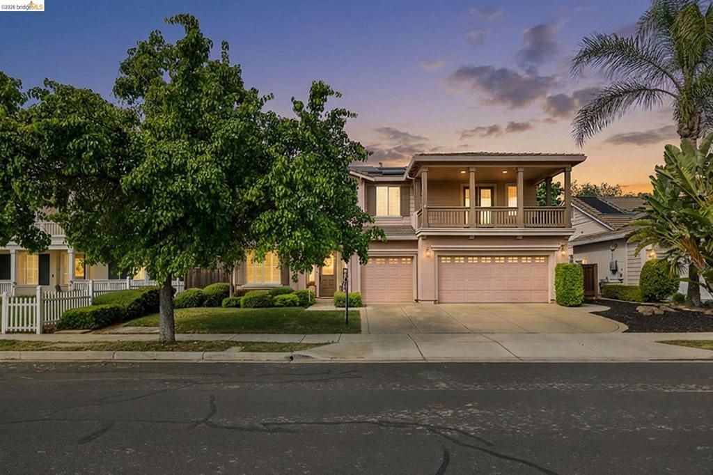 Photo of 2705 Hawthorn Place Pl, Brentwood, CA 94513 (MLS # 41131074)