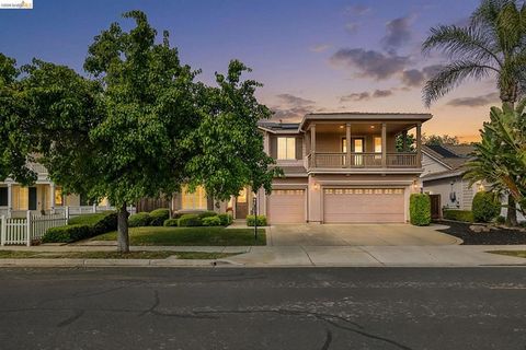 Photo of 2705 Hawthorn Place Pl, Brentwood, CA 94513 (MLS # 41131074)