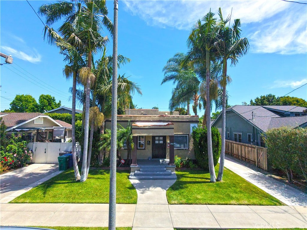 246 Newport Ave