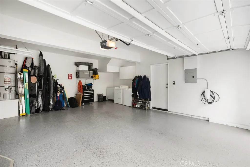 Newport Coast, California 92657, United States, 2 Bedrooms Bedrooms, ,3 BathroomsBathrooms,Residential,Active,191853