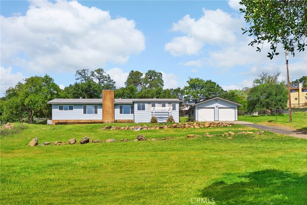 43 Zepher Way