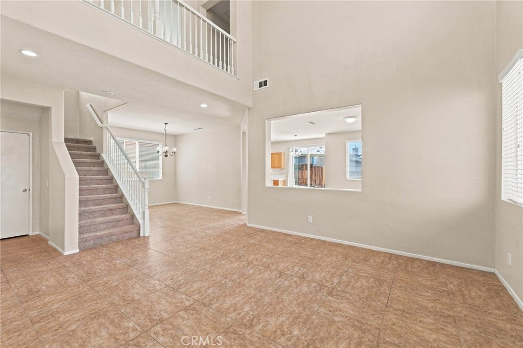 13152 Solar Bay