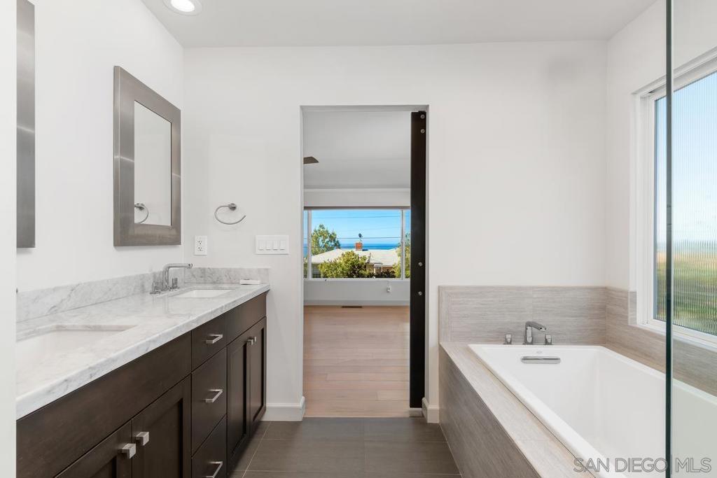 La Jolla - Residential Lease
