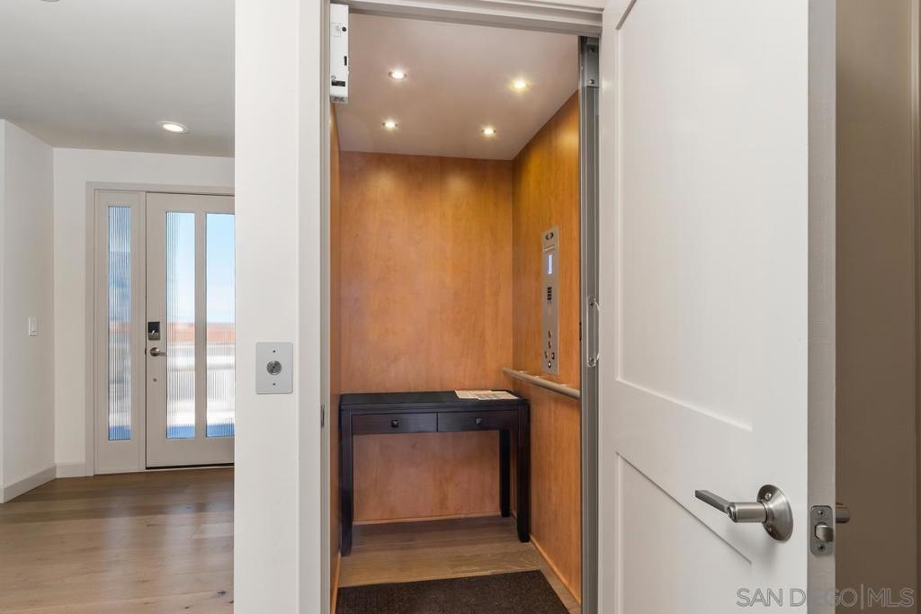 La Jolla - Residential Lease