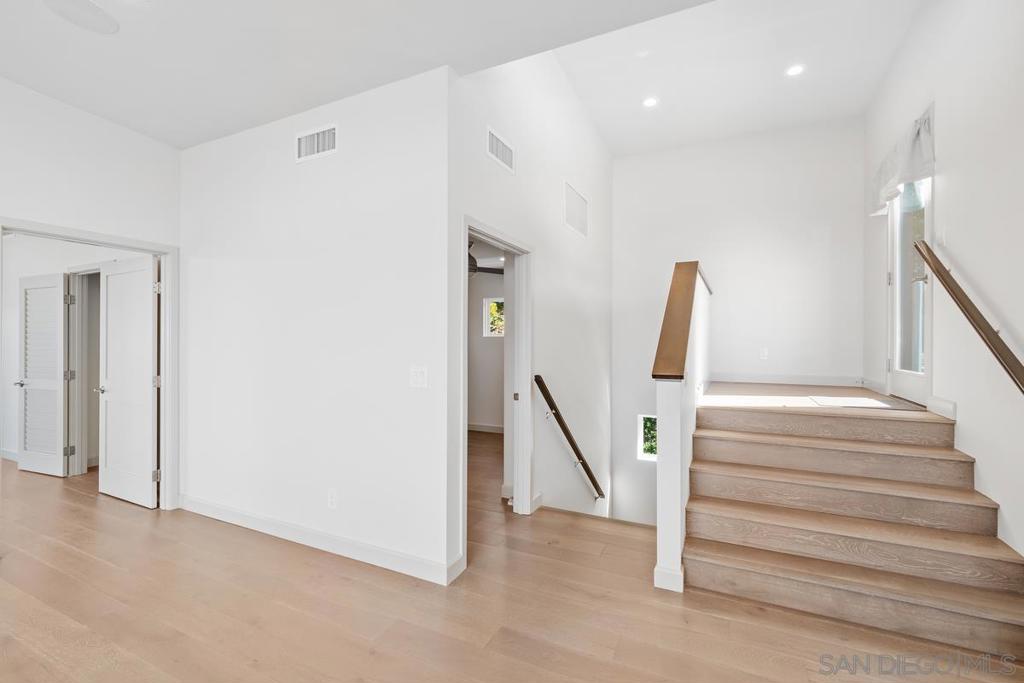 La Jolla - Residential Lease