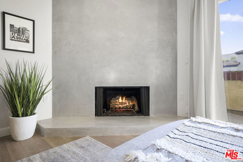 14115 Moorpark Street 311