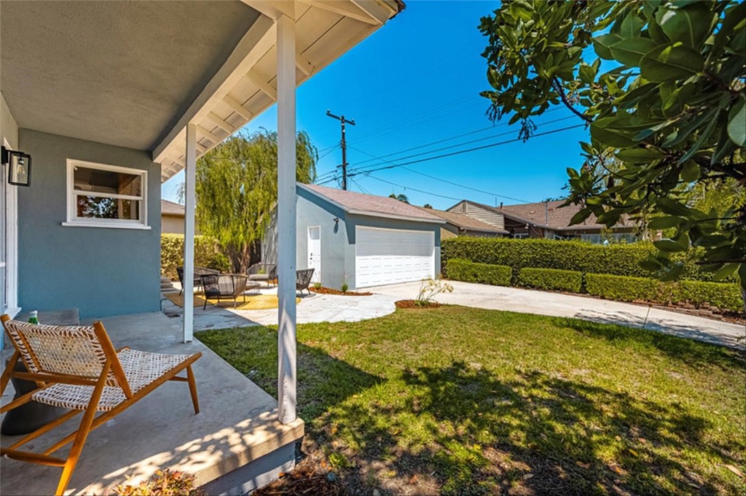 13124 Daphne Avenue