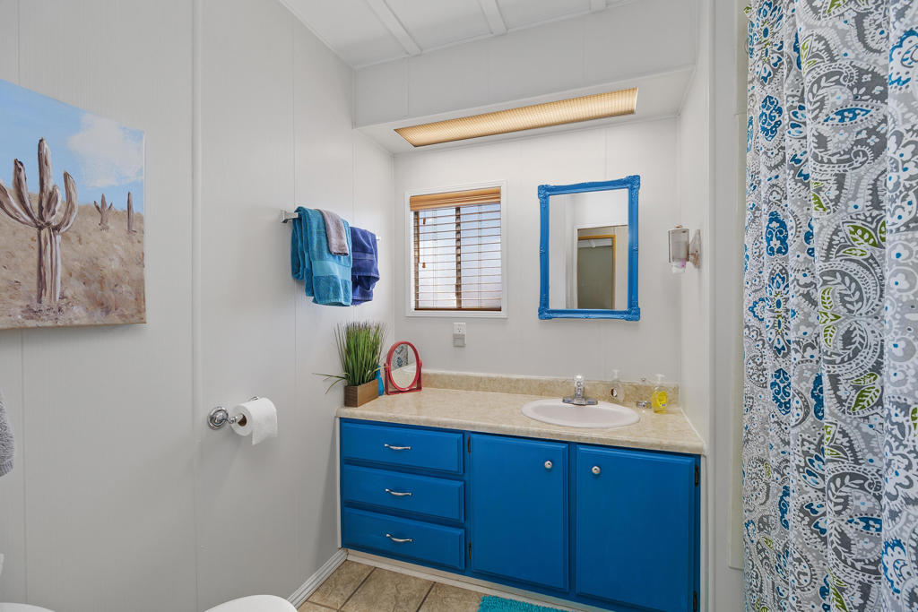 Ramon Mobile Park - Manufactured In Park