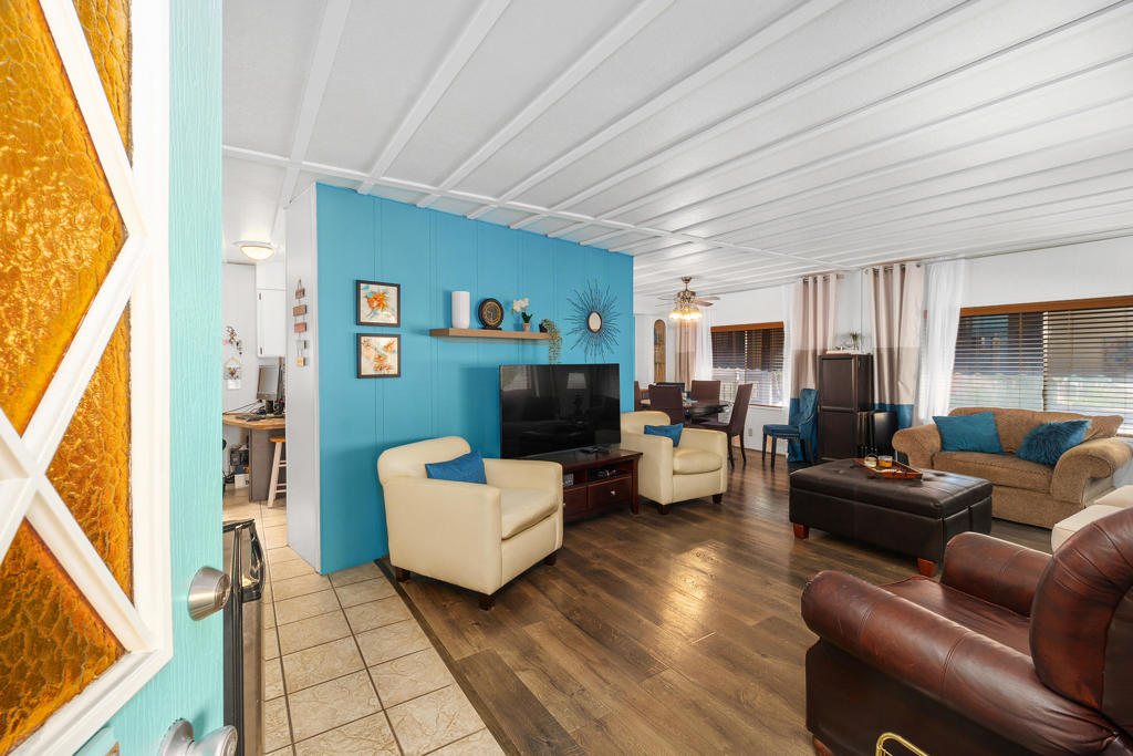 Ramon Mobile Park - Manufactured In Park