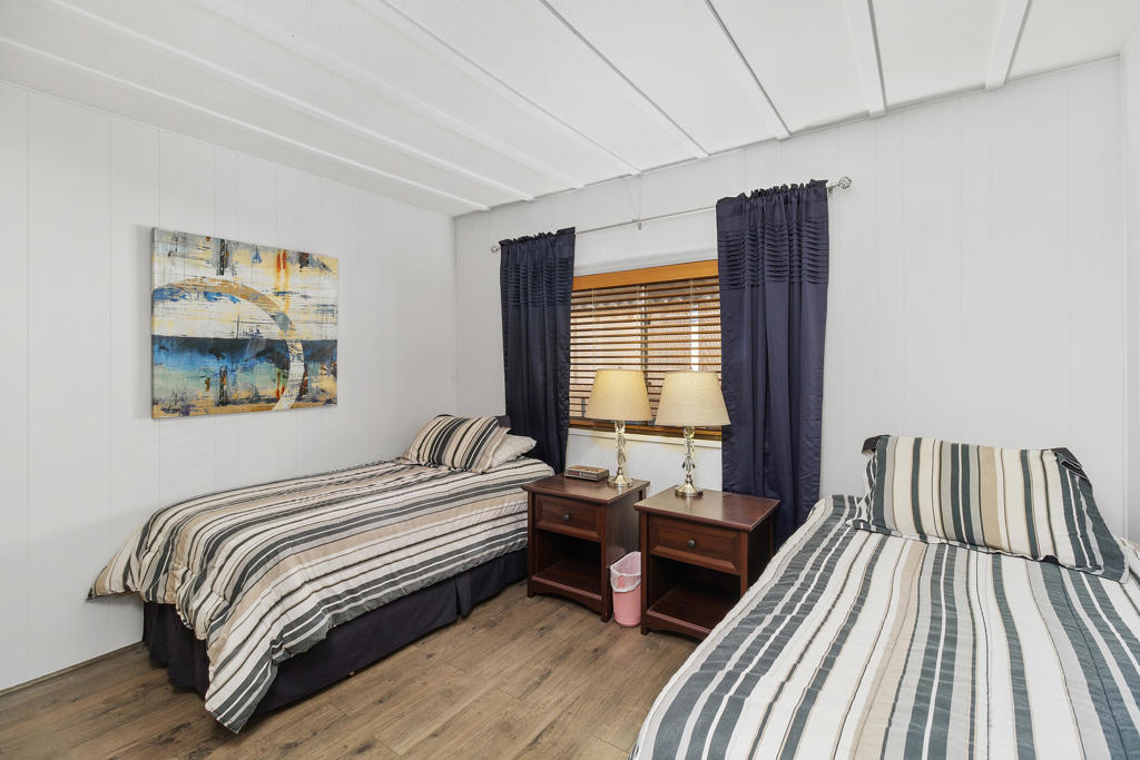 Ramon Mobile Park - Manufactured In Park