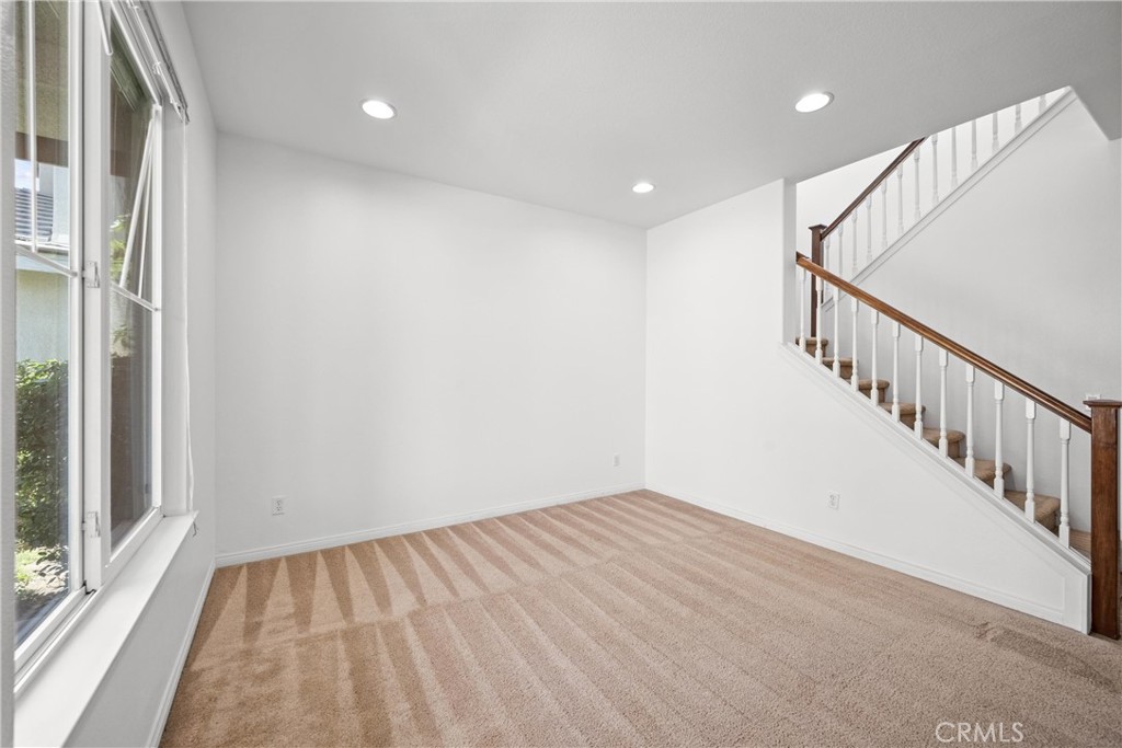24982 Pine Creek