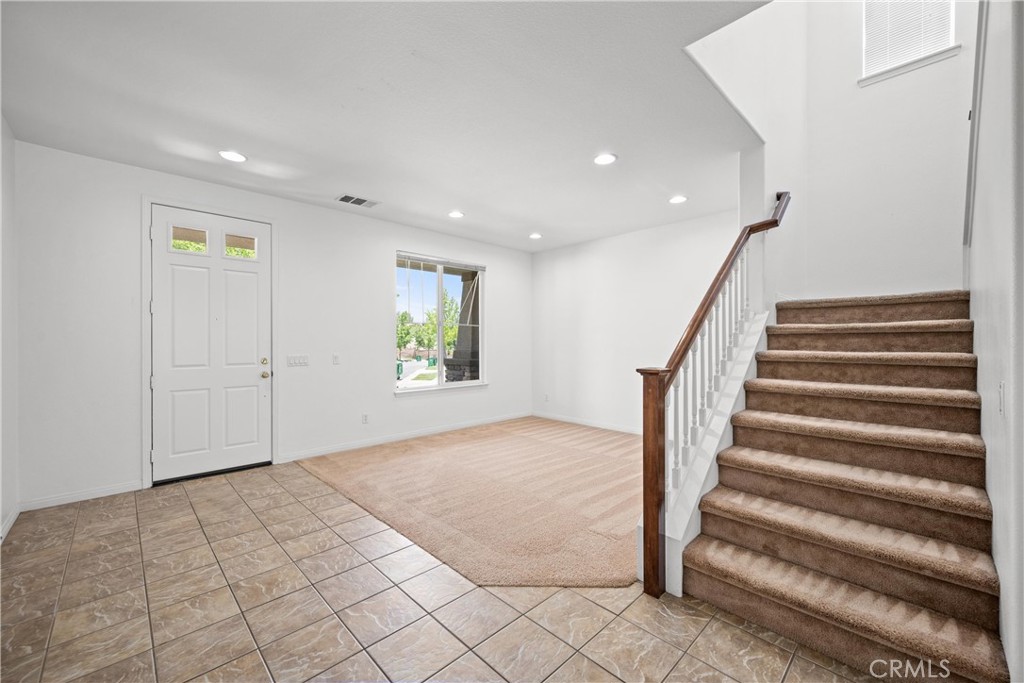 24982 Pine Creek