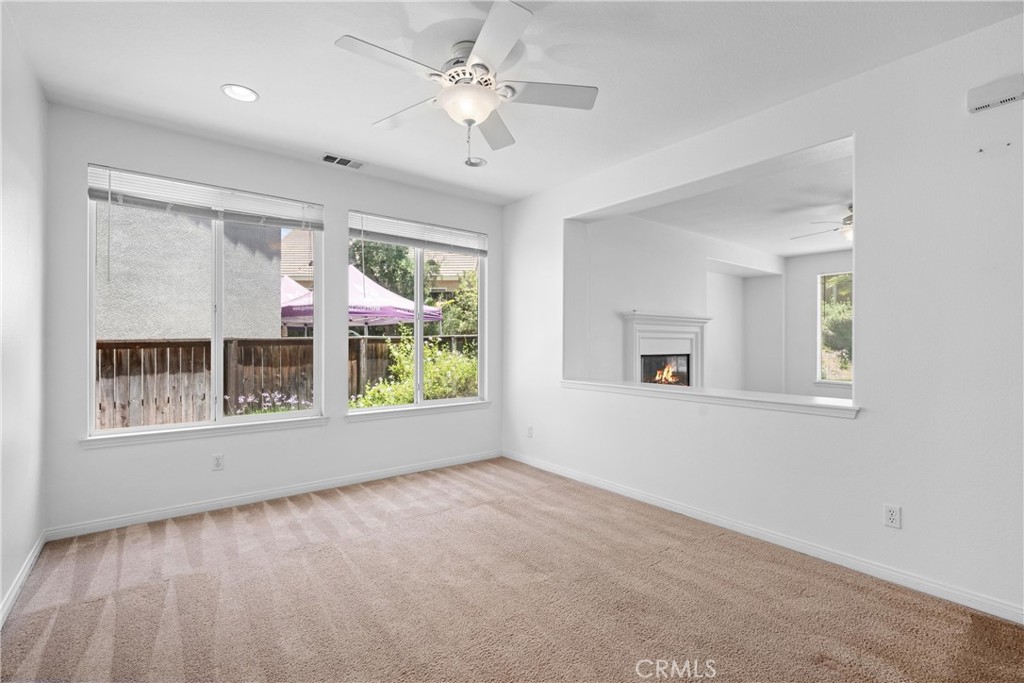 24982 Pine Creek