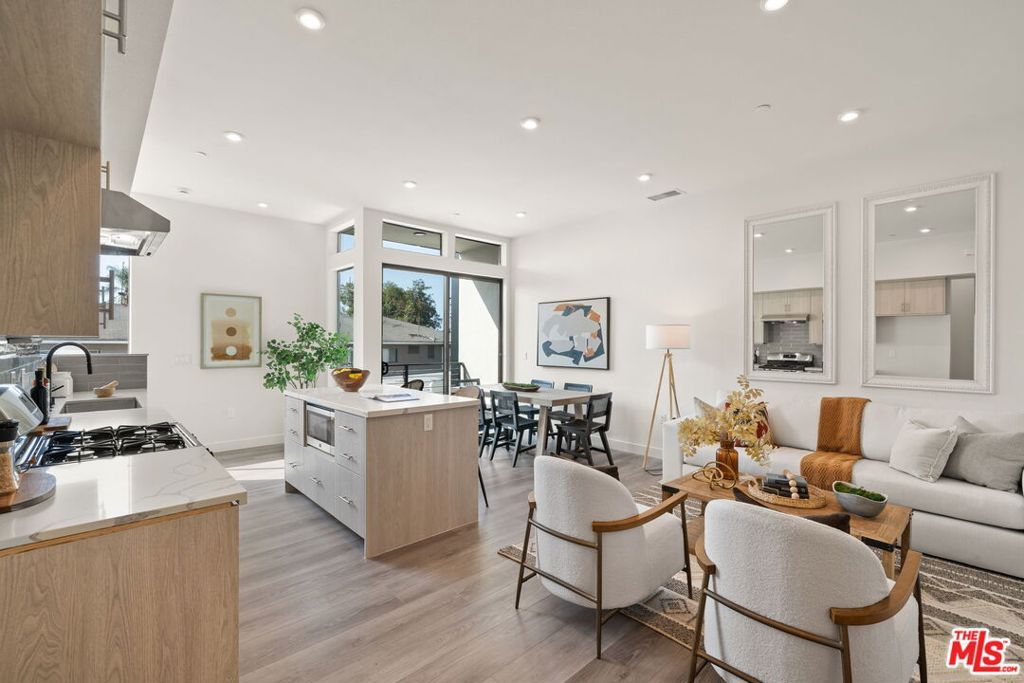 Photo of 1204 N Orange, West Hollywood, CA 90046 (MLS # 25568911)
