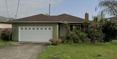 Photo of Half Moon Bay, CA 94019 (MLS # ML82041584)