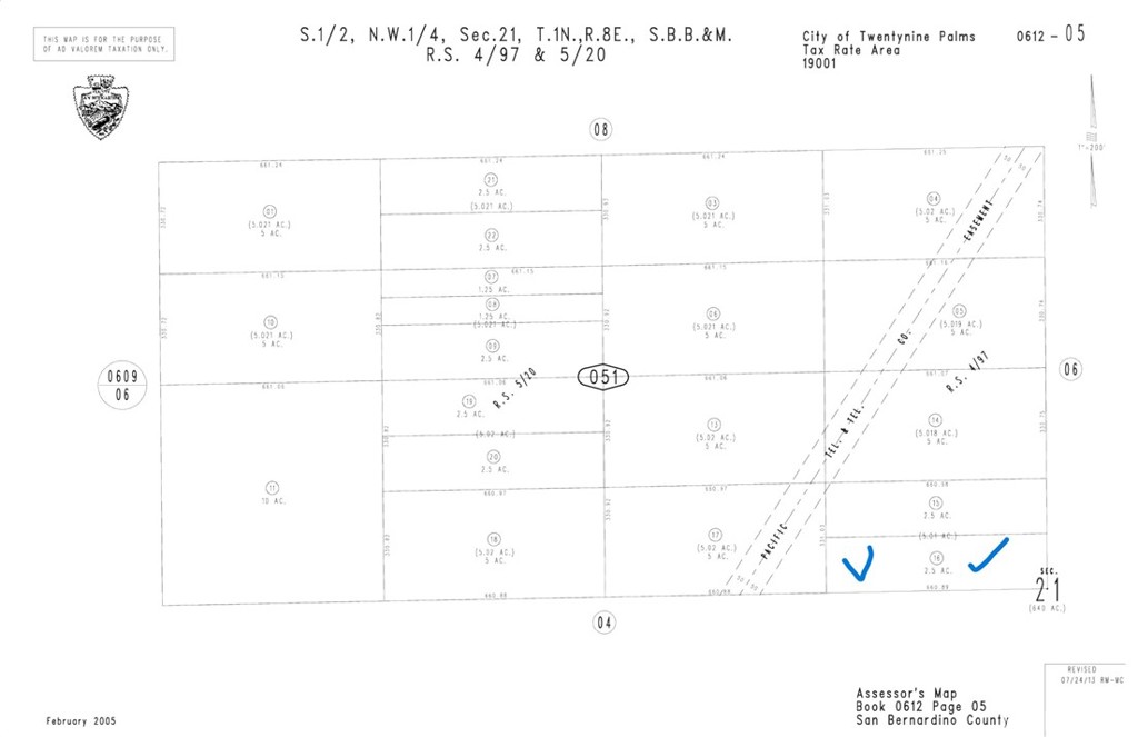 2.5 acres! Power poles are close by on Paved Lear Avenue! This amazing lot offers a peaceful atmosphere with fresh air and no sights, sounds or smells of the city. This expansive landholding offers innumerable potential to shape into your dream retreat OR Seize this asset as a valuable addition to your investment portfolio if you are not ready to build...
Buyer to verify and satisfy themselves regarding all aspects pertaining to subject property.