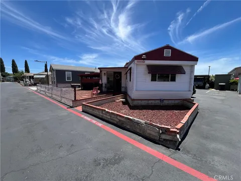 2770 W Lincoln Avenue Unit 40, Anaheim, CA 92801 - MLS#: PW25162436