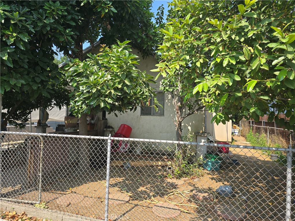 317 Gifford Avenue