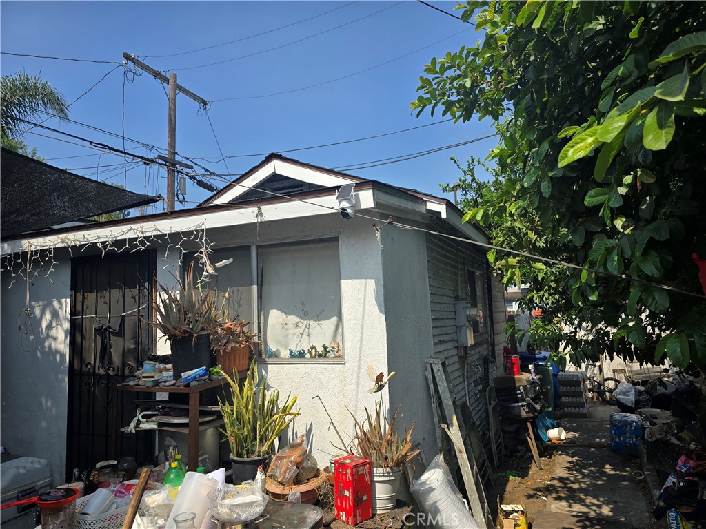 317 Gifford Avenue
